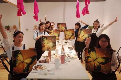 成人钢琴艺术沙龙视频,成人艺术修养的优雅之旅