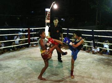 拳击训练全套成人动作视频,拳击训练全套成人动作视频精华解析