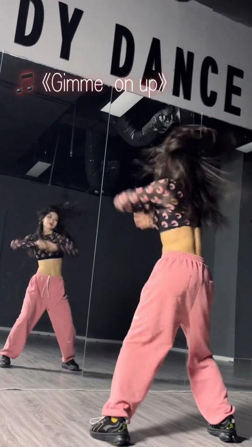 成人披头发跳舞视频大全,成人披发舞蹈风采集锦