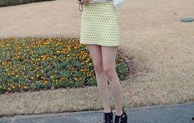 做衣服成人短裙教程视频,制作时尚成人短裙的完整教程