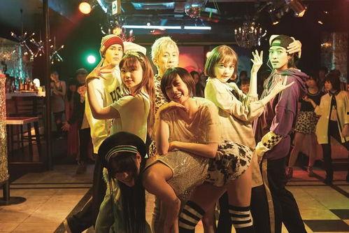 热舞成人AV视频在线